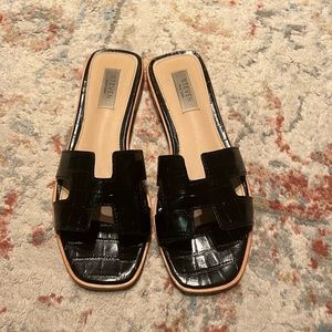 Steve Madden Harlien Croc Embossed Sandal